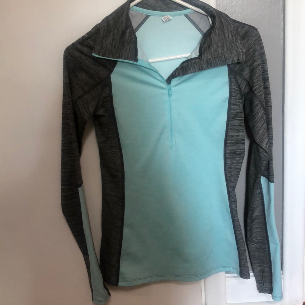 Under Armour Top